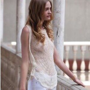 Anthropologie Far Away From Close Circle Crochet Knit Top Size Small